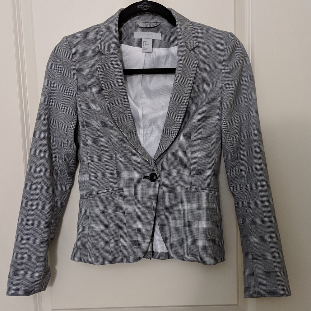 H&M size 2 checked plaid blazer
